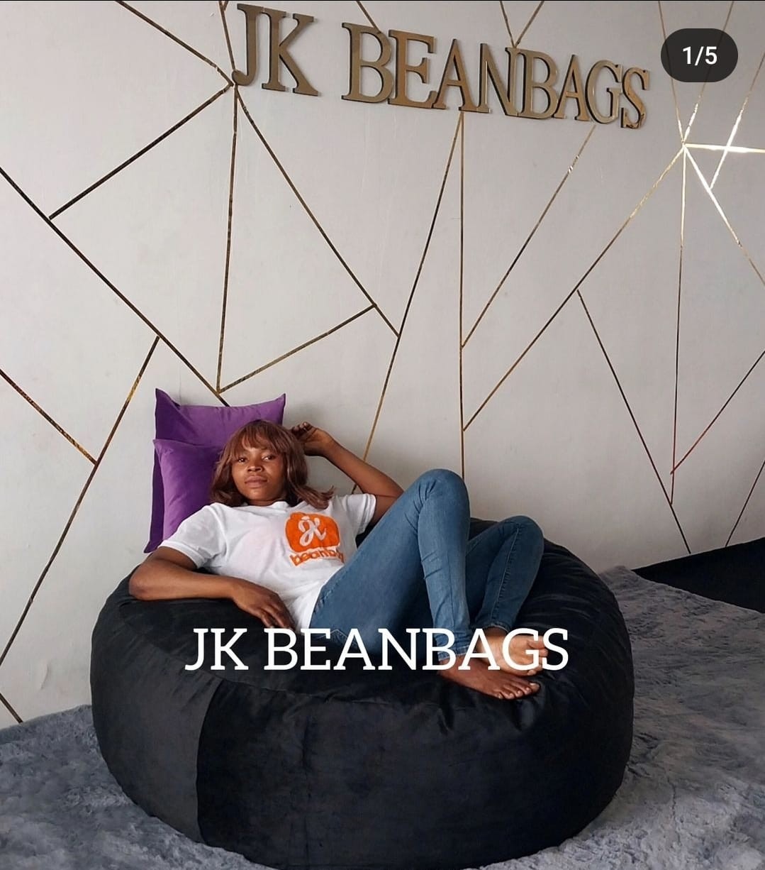 XL Round Beanbag. 4ft round with 1.5ft height