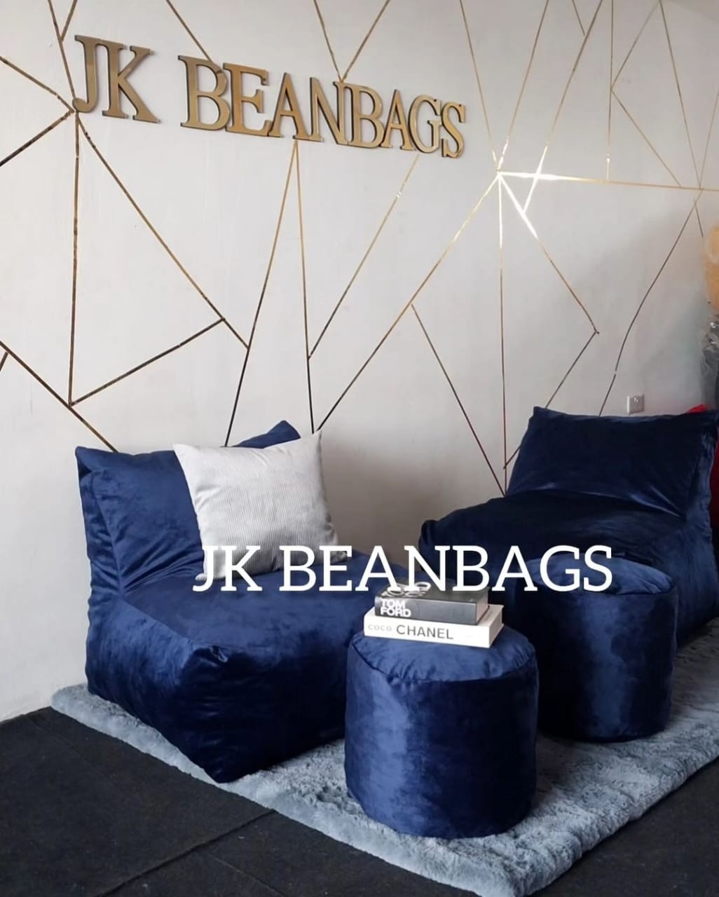 L Lounger Beanbag . 2.5ft height x 2.5ft width